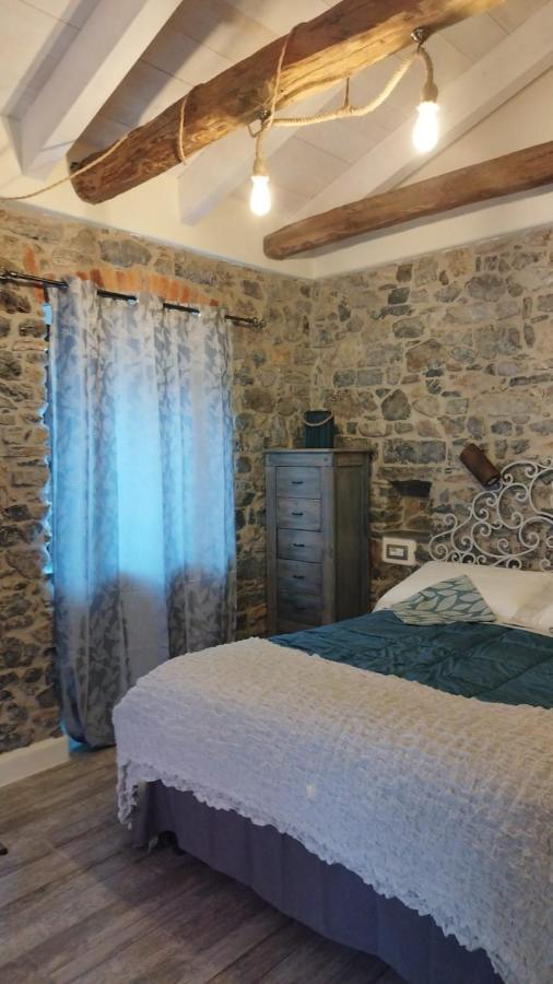 La Pietra Di Sersa Quaratica Bagian luar foto