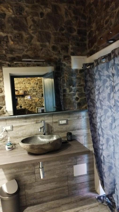 La Pietra Di Sersa Quaratica Bagian luar foto