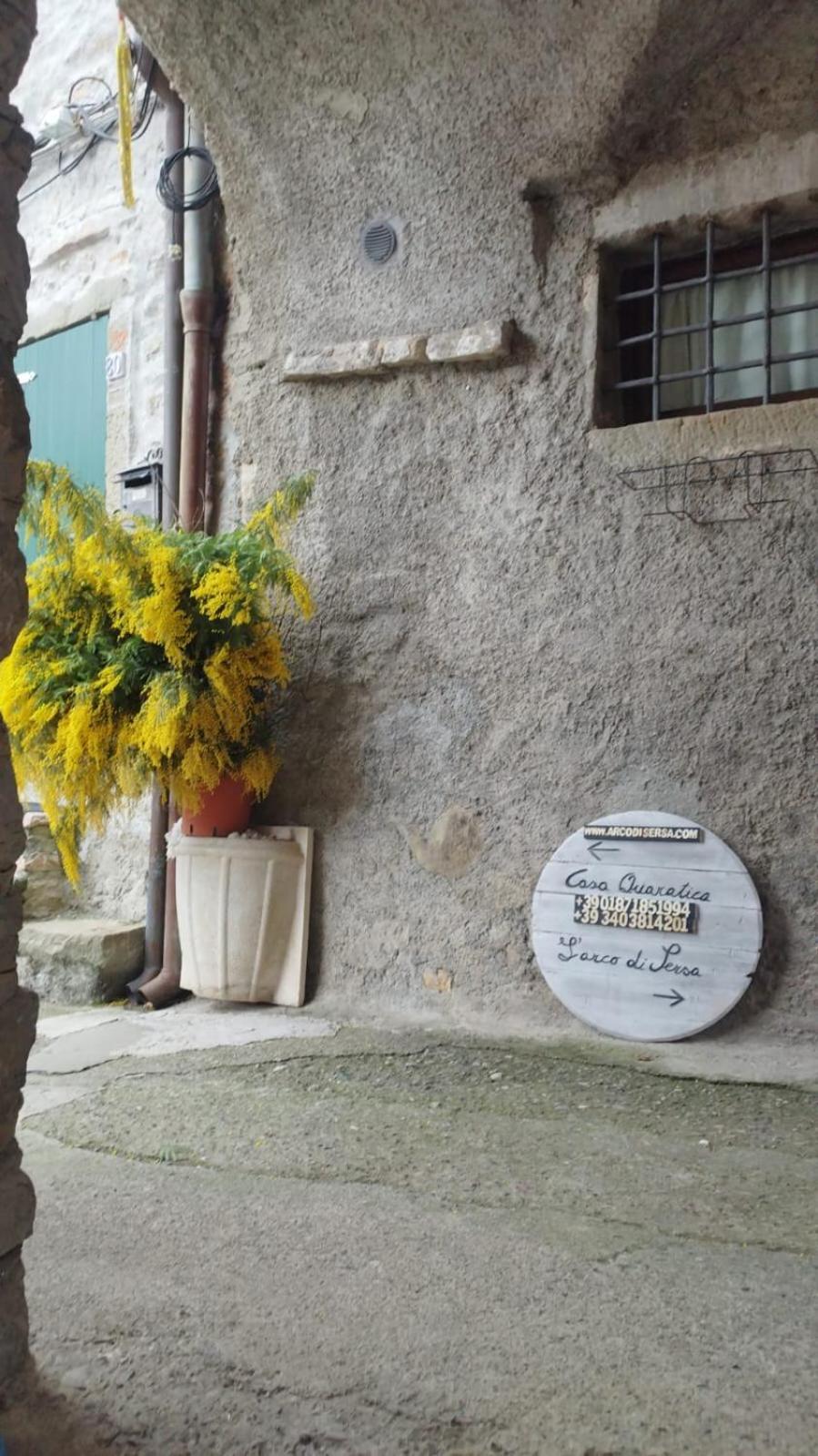 La Pietra Di Sersa Quaratica Bagian luar foto